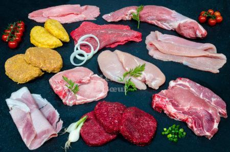 Assortiment "Duo". Escalope Milanaise, cordon bleu, blanc de poulet, escalope de dinde, filet mignon, bifteack poire, bifteack haché, boudin blanc, jambon blanc